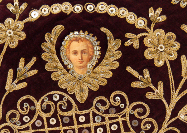 Postikortti kirkkotekstiili kerubi